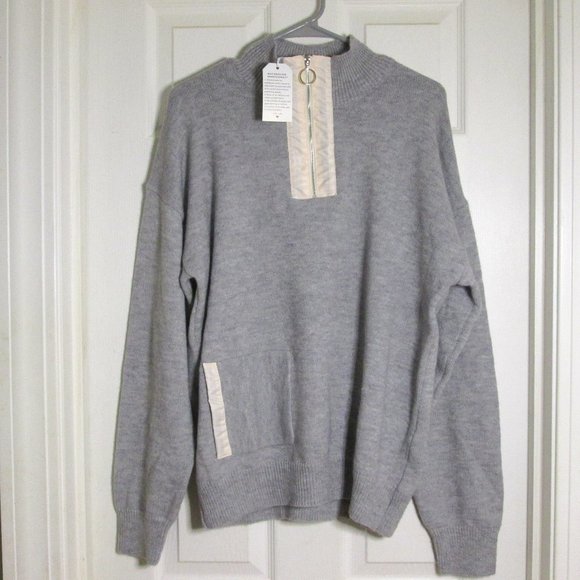 Made With ♥️ 1/4 zip pullover sweater - Picture 1 of 9